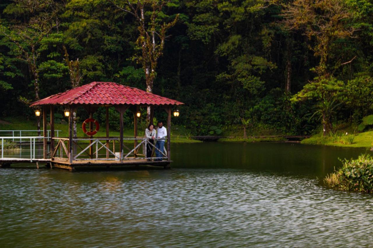Burbi Lake Lodge Monteverde Exteriér fotografie