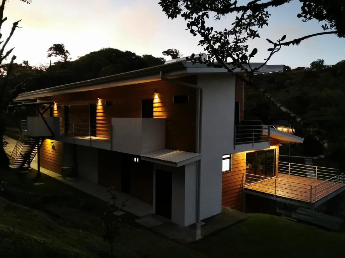 Burbi Lake Lodge Monteverde Exteriér fotografie