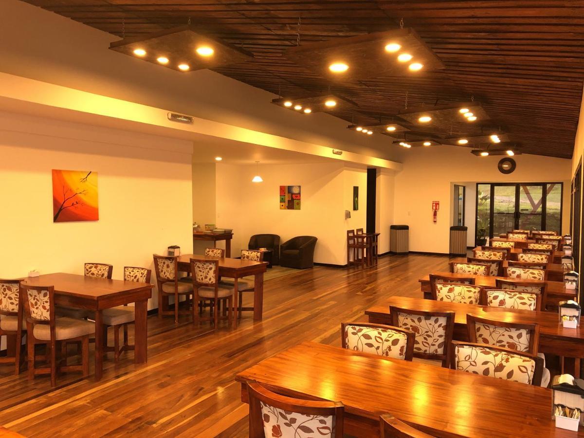 Burbi Lake Lodge Monteverde Exteriér fotografie